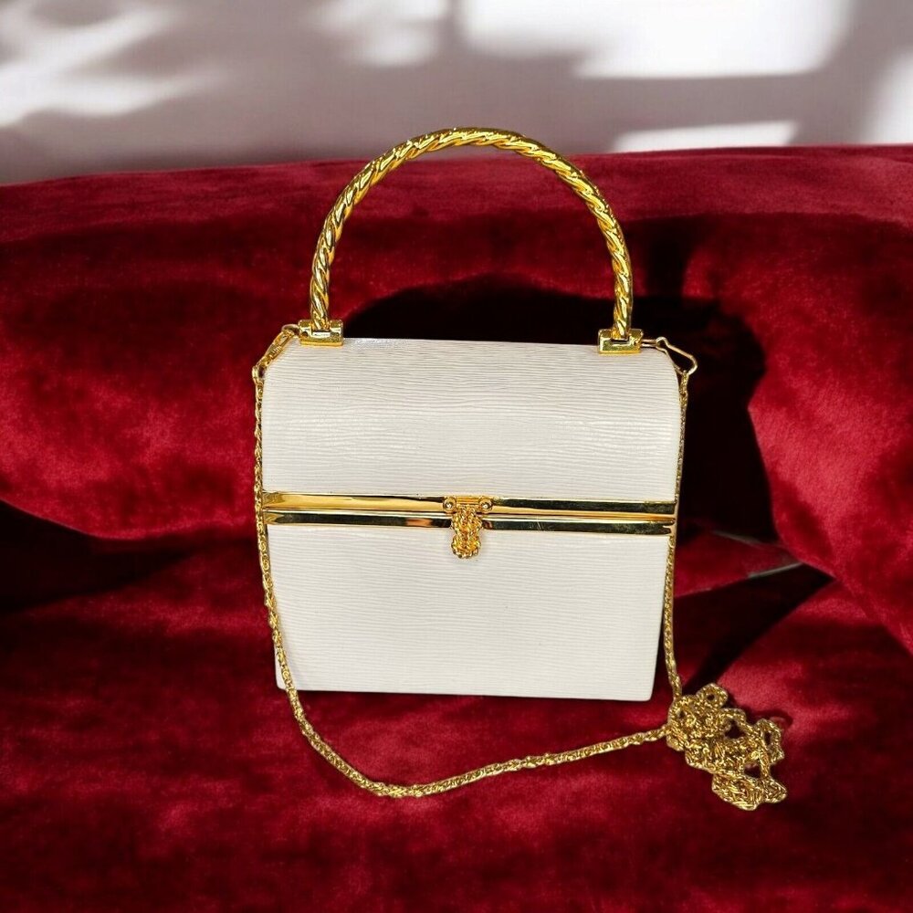 Vintage White Lunchbox Purse Handbag Gold Chain Mod MCM Embossed Faux‎ Leather